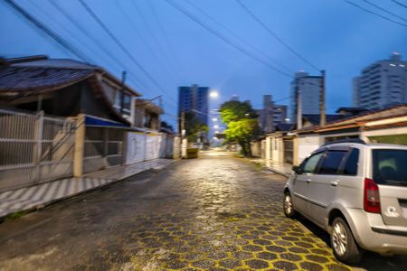 Casa de condomínio para alugar com 80m², 2 quartos e 1 vaga Casa de condomínio para alugar com 80m², 2 quartos e 1 vagaVista da Rua