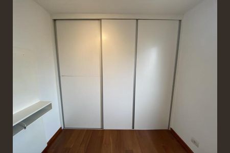 Apartamento à venda com 75m², 3 quartos e 2 vagas Apartamento à venda com 75m², 3 quartos e 2 vagasQuarto