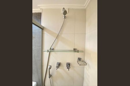 Apartamento à venda com 75m², 3 quartos e 2 vagas Apartamento à venda com 75m², 3 quartos e 2 vagasBanheiro