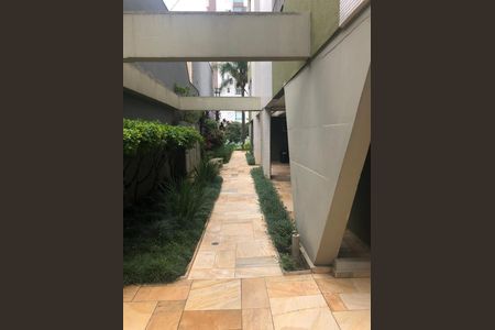 Apartamento à venda com 75m², 3 quartos e 2 vagas Apartamento à venda com 75m², 3 quartos e 2 vagasÁrea externa