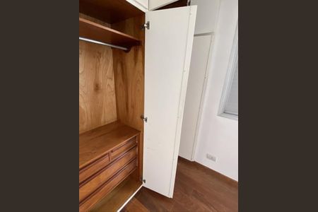 Apartamento à venda com 75m², 3 quartos e 2 vagas Apartamento à venda com 75m², 3 quartos e 2 vagasQuarto