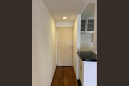 Apartamento à venda com 75m², 3 quartos e 2 vagas Apartamento à venda com 75m², 3 quartos e 2 vagasCorredor
