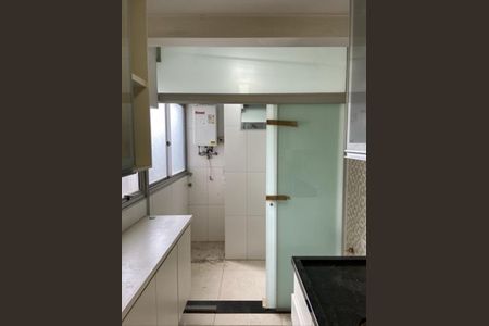 Apartamento à venda com 75m², 3 quartos e 2 vagas Apartamento à venda com 75m², 3 quartos e 2 vagasÁrea de serviço