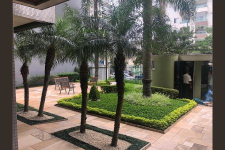 Apartamento à venda com 75m², 3 quartos e 2 vagas Apartamento à venda com 75m², 3 quartos e 2 vagasÁrea externa
