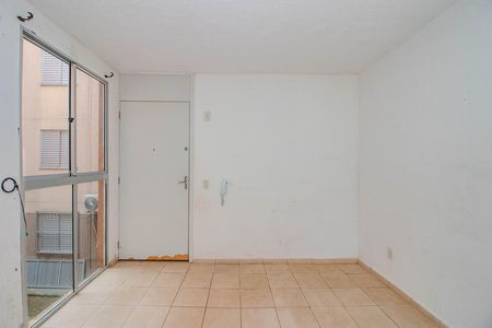 Sala de apartamento para alugar com 2 quartos, 50m² em Mário Quintana, Porto Alegre