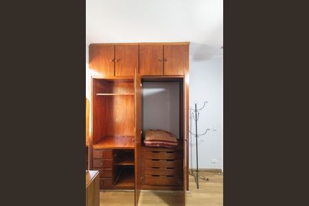 Apartamento para alugar com 78m², 3 quartos e 1 vaga Apartamento para alugar com 78m², 3 quartos e 1 vagaQuarto 02 - Armário