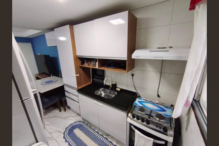 Cozinha de apartamento à venda com 2 quartos, 47m² em Jardim Tamoio, Jundiaí