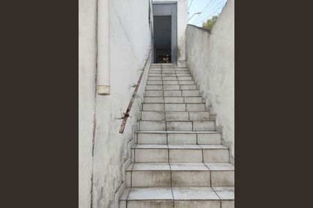 Casa à venda com 4 quartos, 150m² em Jardim das Flores, São Paulo