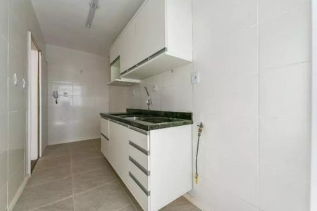 Cozinha de apartamento para alugar com 2 quartos, 53m² em Petrópolis, Porto Alegre