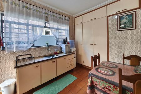 Casa para alugar com 177m², 3 quartos e 2 vagas Casa para alugar com 177m², 3 quartos e 2 vagasCozinha