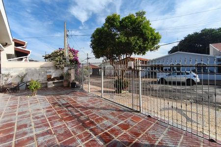 Casa para alugar com 177m², 3 quartos e 2 vagas Casa para alugar com 177m², 3 quartos e 2 vagasQuintal - Garagem