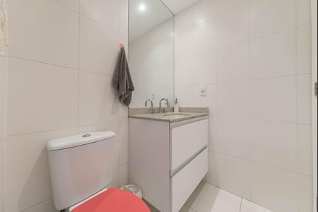 Apartamento à venda com 117m², 3 quartos e 2 vagas Apartamento à venda com 117m², 3 quartos e 2 vagasBanheiro da Suíte 1