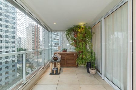 Varanda de apartamento à venda com 3 quartos, 117m² em Jardim das Acacias, São Paulo