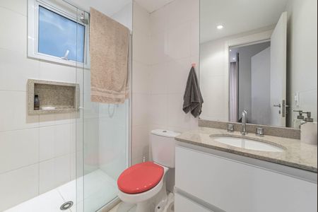 Apartamento à venda com 117m², 3 quartos e 2 vagas Apartamento à venda com 117m², 3 quartos e 2 vagasBanheiro da Suíte 1
