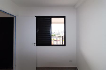 Quarto 2 de apartamento para alugar com 2 quartos, 40m² em Vila Canero, São Paulo
