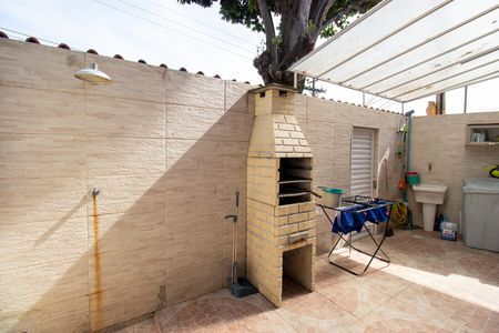 Casa para alugar com 75m², 2 quartos e sem vaga Casa para alugar com 75m², 2 quartos e sem vagaChurrasqueira