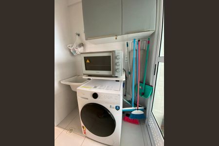 Apartamento para alugar com 77m², 2 quartos e 1 vaga Apartamento para alugar com 77m², 2 quartos e 1 vagaÁrea de Serviço