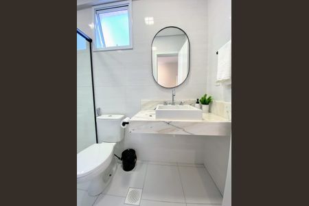 Apartamento para alugar com 77m², 2 quartos e 1 vaga Apartamento para alugar com 77m², 2 quartos e 1 vagaBanheiro