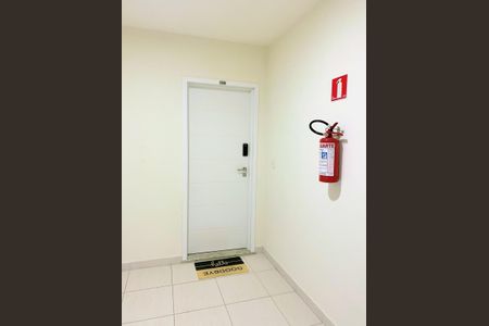 Apartamento para alugar com 77m², 2 quartos e 1 vaga Apartamento para alugar com 77m², 2 quartos e 1 vagaEntrada