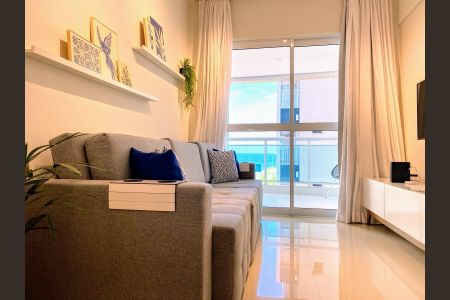 Sala de apartamento para alugar com 2 quartos, 77m² em José Menino, Santos