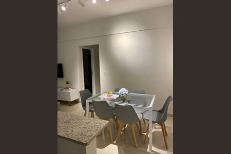 Apartamento para alugar com 77m², 2 quartos e 1 vaga Apartamento para alugar com 77m², 2 quartos e 1 vagaSala de Jantar