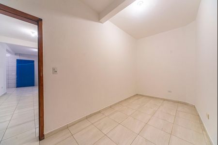Quarto 1 de casa para alugar com 2 quartos, 45m² em Jardim Cipreste, São Bernardo do Campo