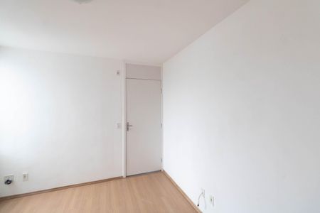 Sala de apartamento para alugar com 2 quartos, 43m² em Santa Cruz, Rio de Janeiro