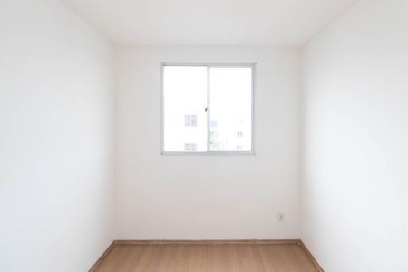 Quarto 1 de apartamento para alugar com 2 quartos, 43m² em Santa Cruz, Rio de Janeiro