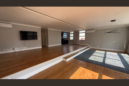 Apartamento à venda com 240m², 3 quartos e 4 vagas Apartamento à venda com 240m², 3 quartos e 4 vagasSala