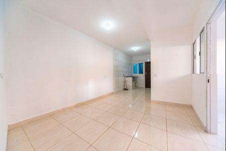 Casa para alugar com 55m², 2 quartos e sem vaga