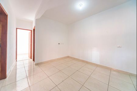 Casa para alugar com 55m², 2 quartos e sem vaga
