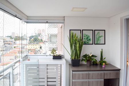 Apartamento à venda com 55m², 1 quarto e 1 vaga Apartamento à venda com 55m², 1 quarto e 1 vagaVaranda