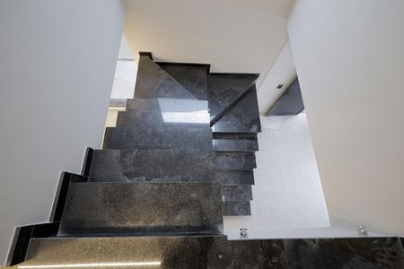 Escada de casa à venda com 3 quartos, 147m² em Jardim Utinga, Santo André