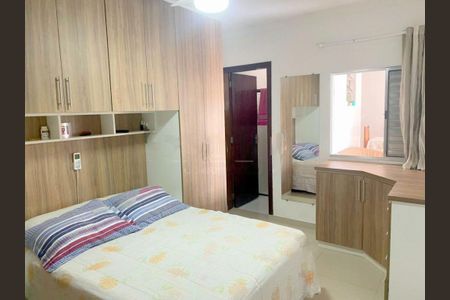 Casa à venda com 120m², 2 quartos e 2 vagas