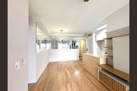 Apartamento para alugar com 70m², 2 quartos e 1 vaga Apartamento para alugar com 70m², 2 quartos e 1 vagaSala/cozinha