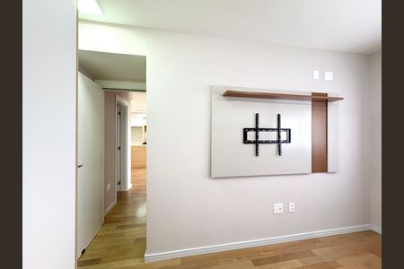 Suíte de apartamento para alugar com 2 quartos, 70m² em City América, São Paulo