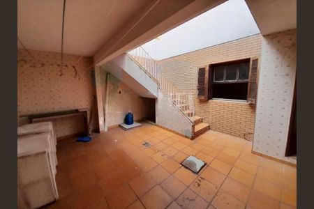 Casa à venda com 140m², 2 quartos e 2 vagas