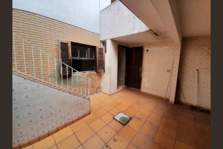 Casa à venda com 140m², 2 quartos e 2 vagas