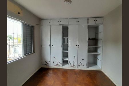 Casa à venda com 140m², 2 quartos e 2 vagas