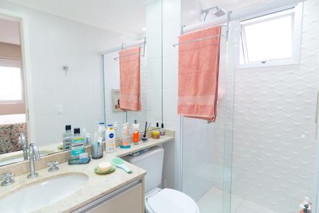 Apartamento à venda com 73m², 2 quartos e 2 vagas Apartamento à venda com 73m², 2 quartos e 2 vagasBanheiro da Suíte