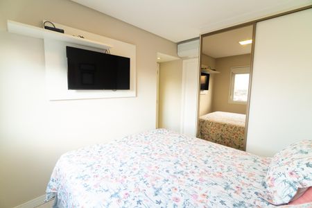 Apartamento à venda com 73m², 2 quartos e 2 vagas Apartamento à venda com 73m², 2 quartos e 2 vagasSuite