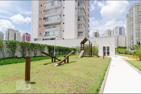 Apartamento à venda com 73m², 2 quartos e 2 vagas Apartamento à venda com 73m², 2 quartos e 2 vagasÁrea comum - Playground