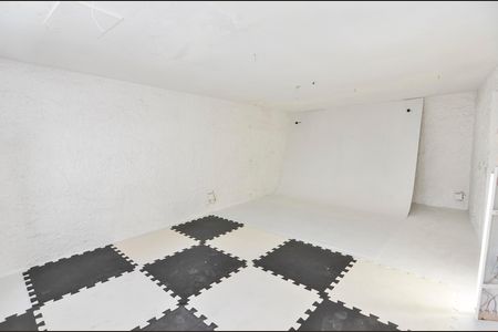 Casa à venda com 240m², 1 quarto e 1 vaga Casa à venda com 240m², 1 quarto e 1 vagaQuarto 1
