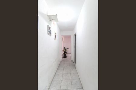 Casa à venda com 122m², 3 quartos e 1 vaga Casa à venda com 122m², 3 quartos e 1 vagaCorredor