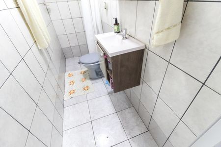 Casa à venda com 122m², 3 quartos e 1 vaga Casa à venda com 122m², 3 quartos e 1 vagaBanheiro