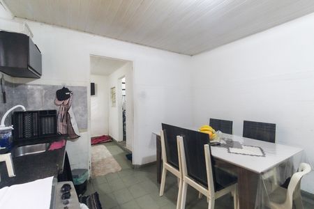 Casa à venda com 122m², 3 quartos e 1 vaga Casa à venda com 122m², 3 quartos e 1 vagaCozinha