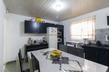 Casa à venda com 122m², 3 quartos e 1 vaga Casa à venda com 122m², 3 quartos e 1 vagaCozinha