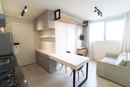 Apartamento para alugar com 35m², 2 quartos e sem vaga Apartamento para alugar com 35m², 2 quartos e sem vagaCozinha e Área de Serviço