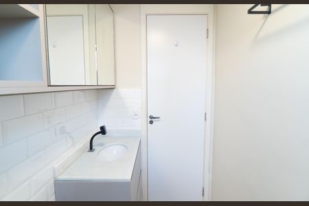 Apartamento para alugar com 35m², 2 quartos e sem vaga Apartamento para alugar com 35m², 2 quartos e sem vagaBanheiro