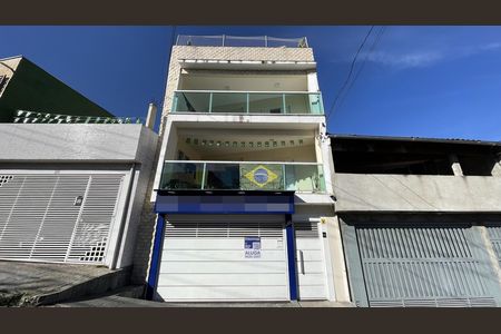 Casa para alugar com 120m², 3 quartos e sem vaga Casa para alugar com 120m², 3 quartos e sem vagaFachada + Placa